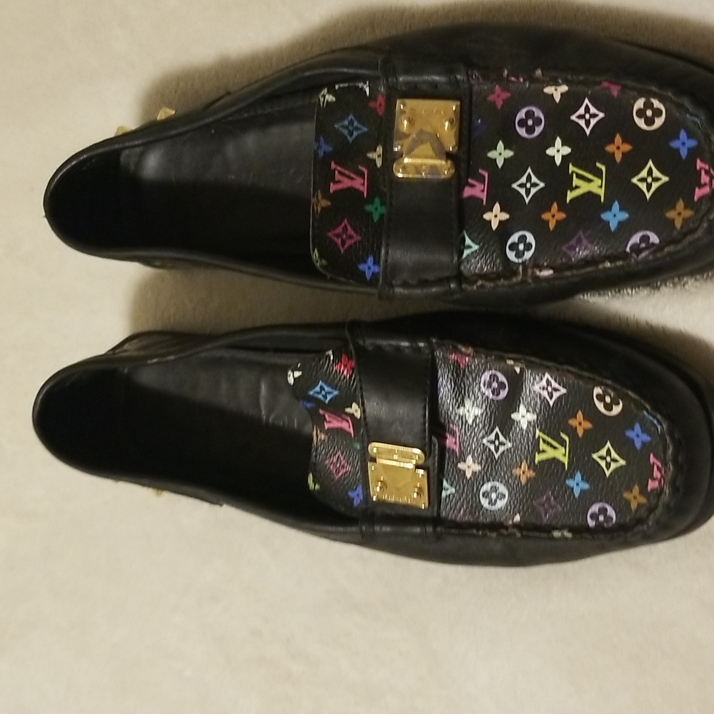 39.5 (womens 9) Louis Vuitton Black Leather with multi-colored LV